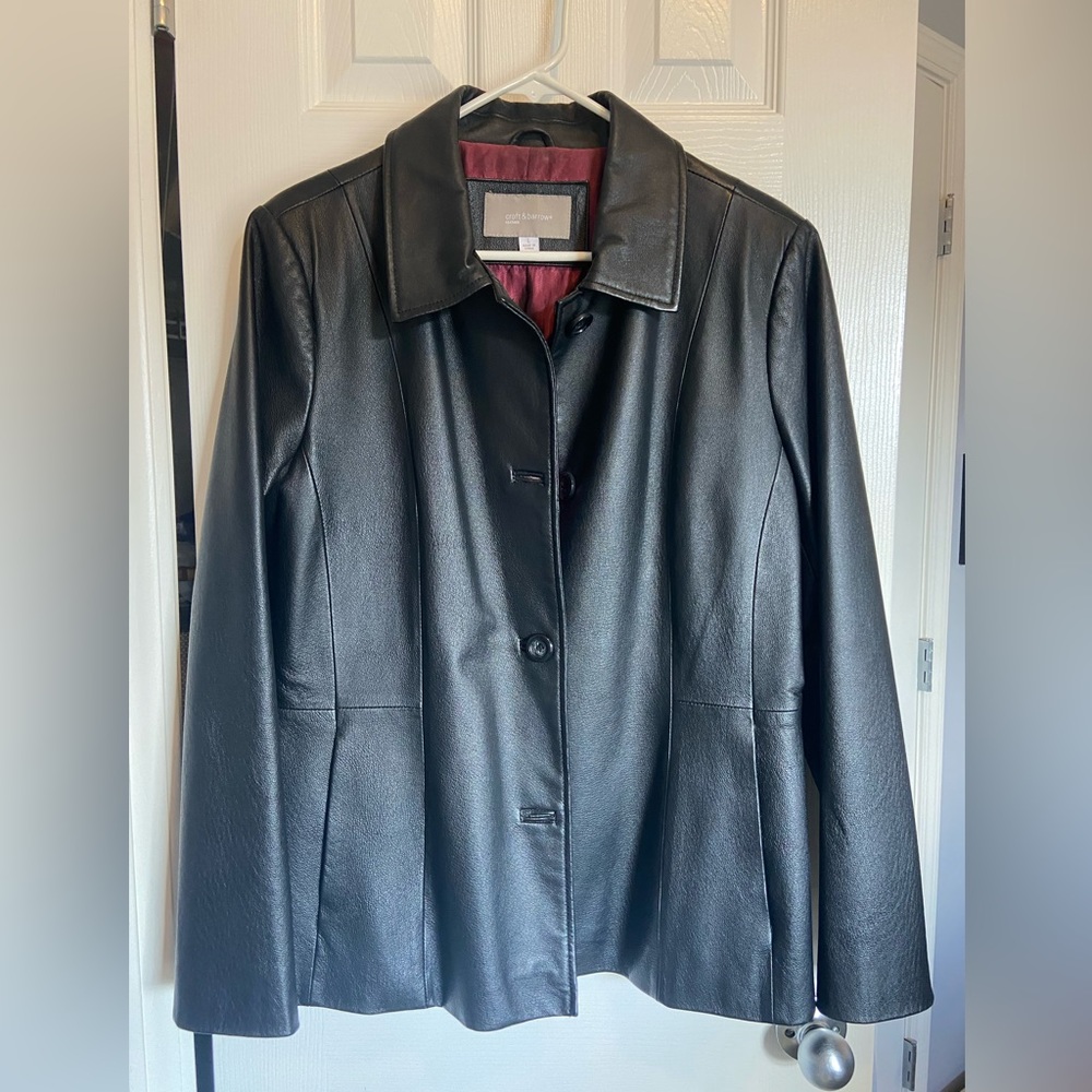 Women’s leather jacket